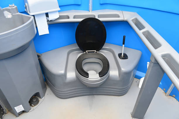 Best Portable bathroom rental  in East Foothills, CA